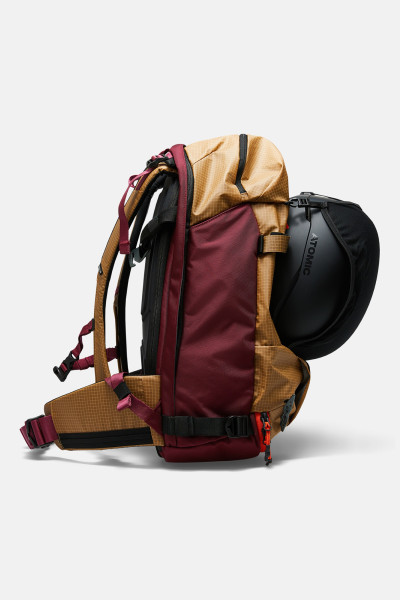 BACKPACK PEAK PERFORMANCE VERTICAL SKI BACKPACK 20L - Fotografie č. 4