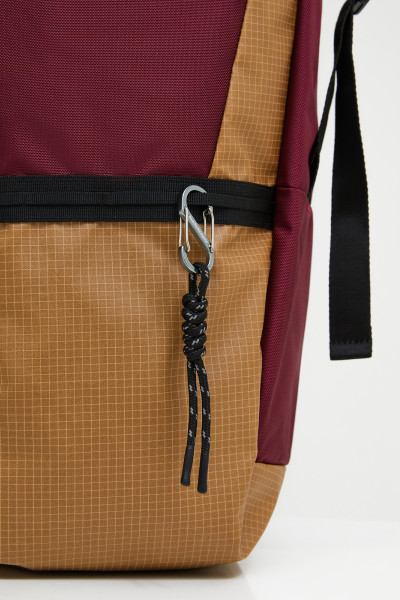 BACKPACK PEAK PERFORMANCE ROLL TOP BACKPACK - Fotografie č. 7