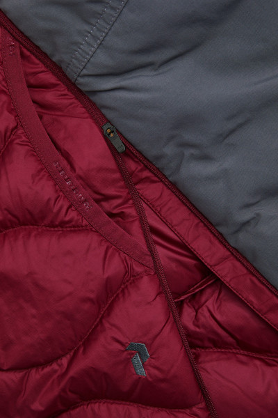 ŠORTKY PEAK PERFORMANCE W HELIUM DOWN SHORTS - Fotografie č. 4