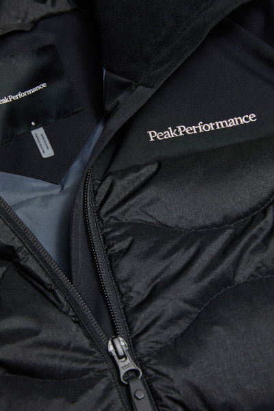 BUNDA PEAK PERFORMANCE W SILVERCHUTE HELIUM JACK - Fotografie č. 4