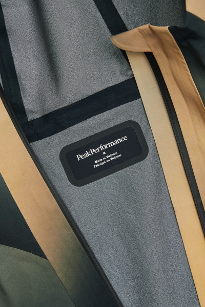 BUNDA PEAK PERFORMANCE M EDGE 3L AOP JACKET - Fotografie č. 4