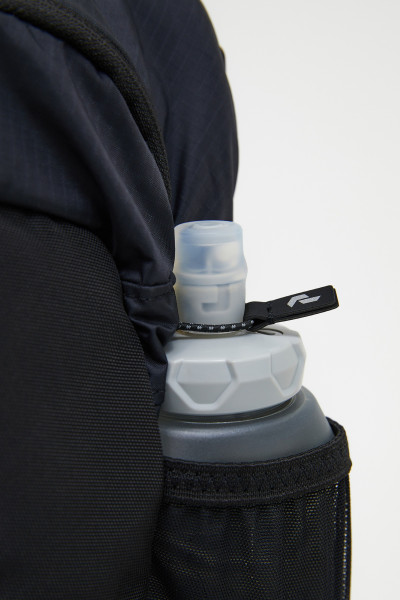 CROSSBODY PEAK PERFORMANCE OUTDOOR SLINGBAG - Fotografia č. 6