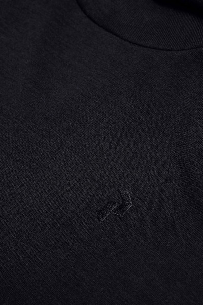 TERMIKUS FEHÉRNEMŰ PEAK PERFORMANCE W MAGIC ROLLNECK - Kép 4