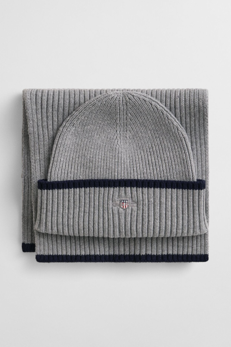 SET ČEPICE A ŠÁLA GANT ESSENTIAL GIFT SET GREY MELANGE