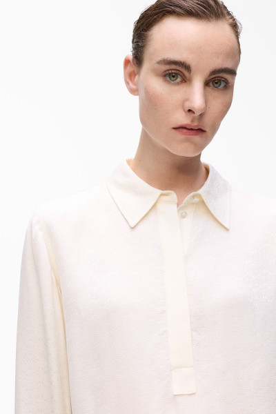 BLÚZKA KARL LAGERFELD LOGO JACQUARD FLUID BLOUSE - Fotografia č. 4