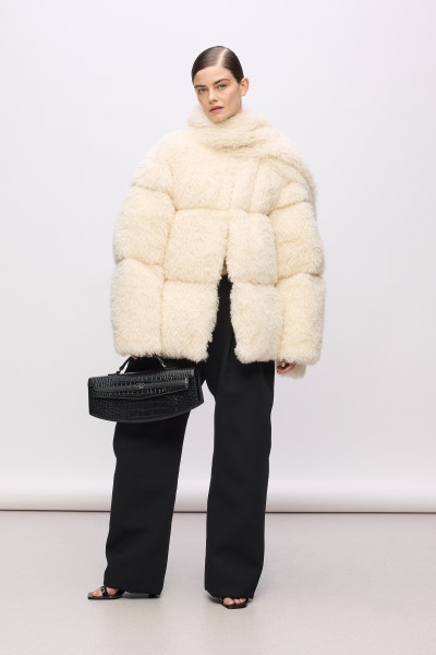 KABÁT KARL LAGERFELD KARL STUDIO FAUX FUR COAT - Fotografia č. 3