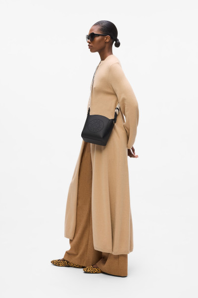 KABELKA KARL LAGERFELD K/CIRCLE SM BUCKET PERFORATED - Fotografie č. 3