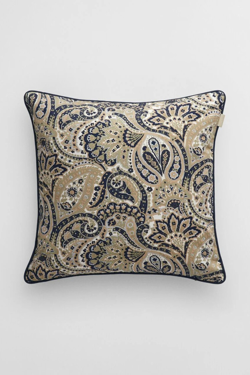 DEKORAČNÍ POVLAK NA POLŠTÁŘ GANT SATEEN PAISLEY PRINT CUSHION 50x50 MARINE