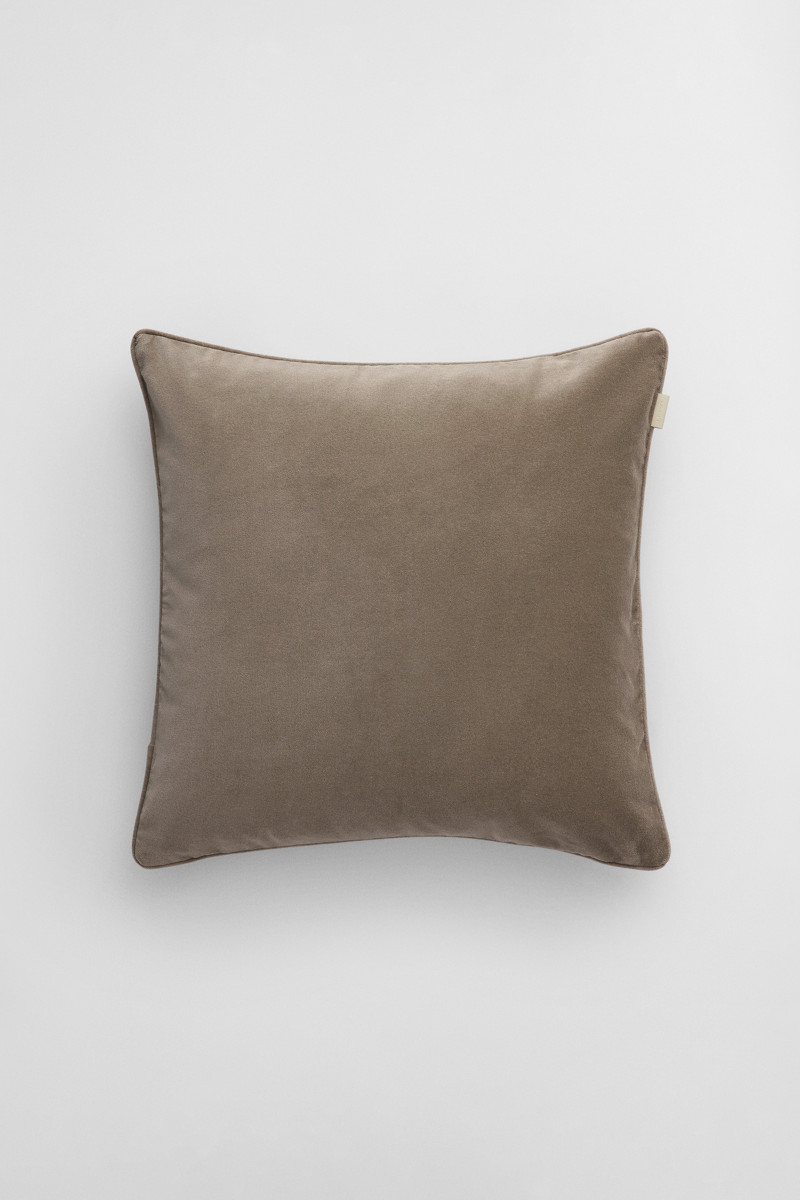 E-shop DEKORAČNÍ POVLAK NA POLŠTÁŘ GANT VELVET CUSHION 50x50 GREY