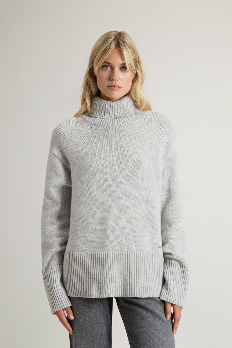 Levně Rolák woolrich supergeelong turtleneck light grey melange