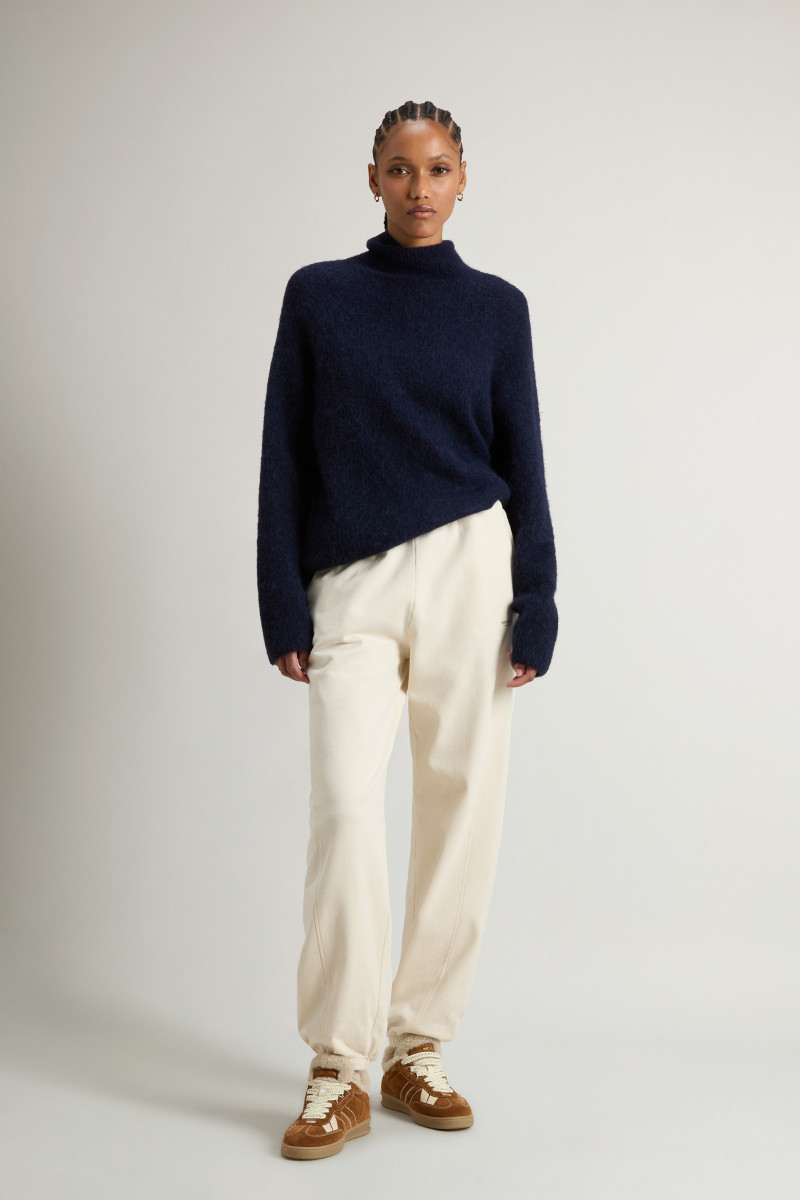 Tréningnadrág Woolrich Winter Fleece Sweatpant Milky Cream