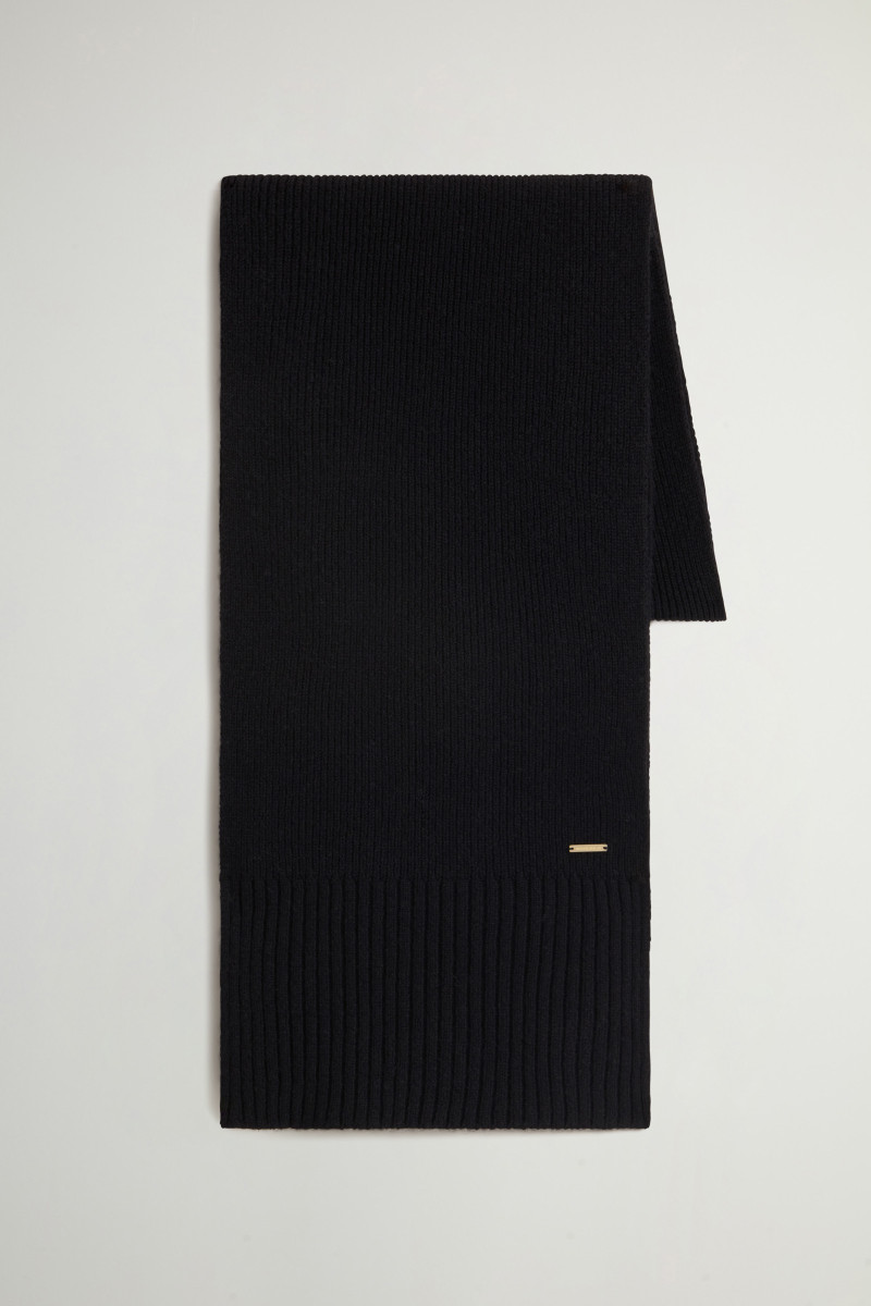 SÁL WOOLRICH PURE CASHMERE RIBBED SCARF BLACK