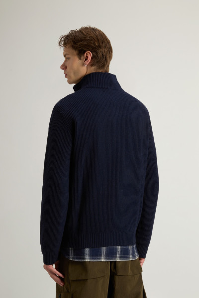 SVETR WOOLRICH WOOL CASH RIBBED HALF-ZIP - Fotografie č. 3