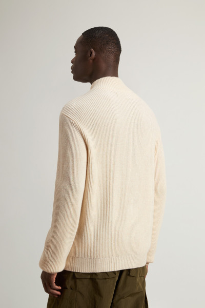 SVETR WOOLRICH WOOL CASH RIBBED HALF-ZIP - Fotografie č. 3