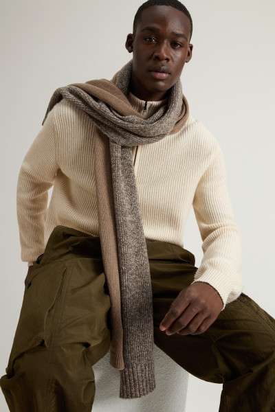 SVETR WOOLRICH WOOL CASH RIBBED HALF-ZIP - Fotografie č. 4