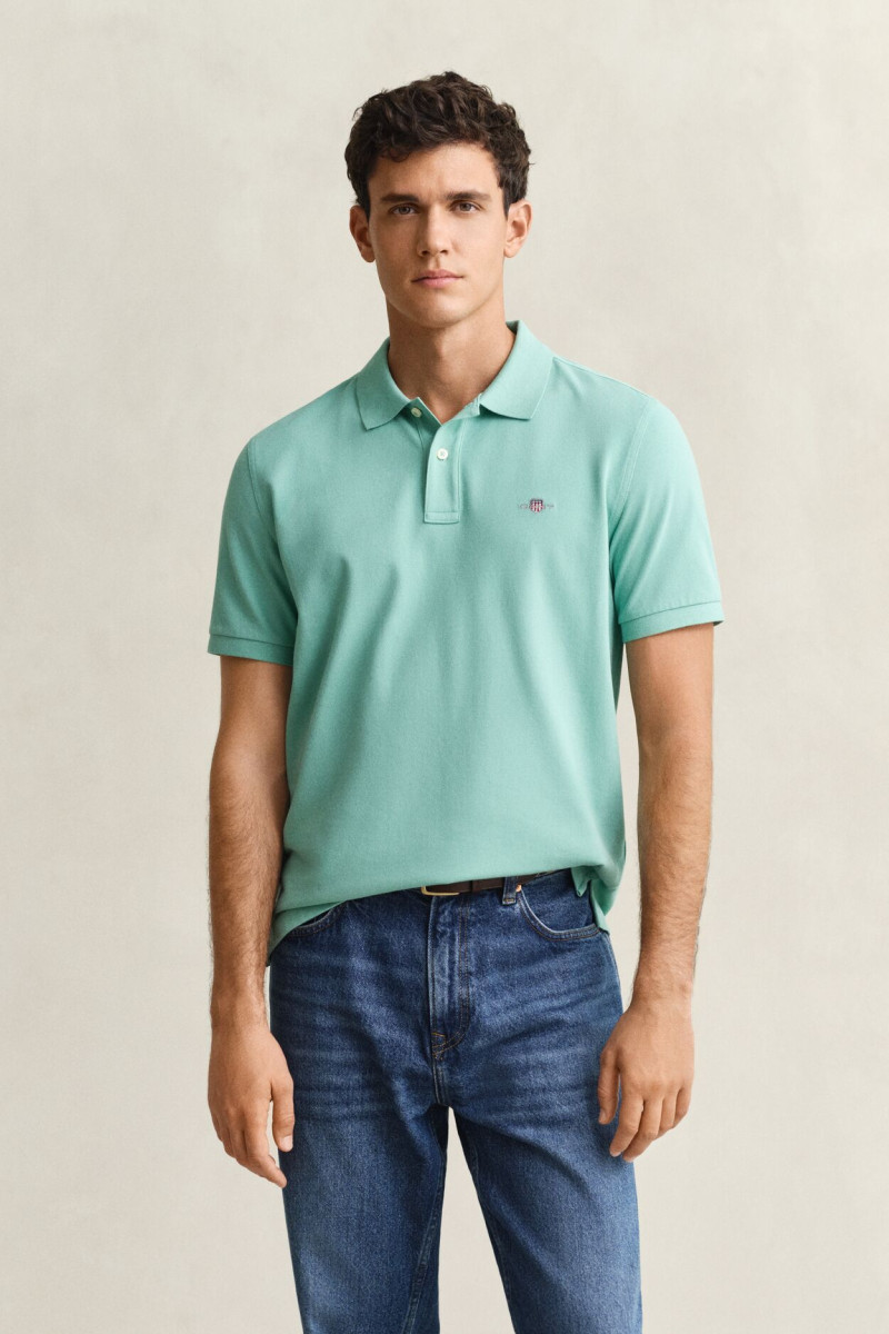 E-shop POLOKOŠILE GANT REG SHIELD SS PIQUE POLO MUTED TURQUOISE