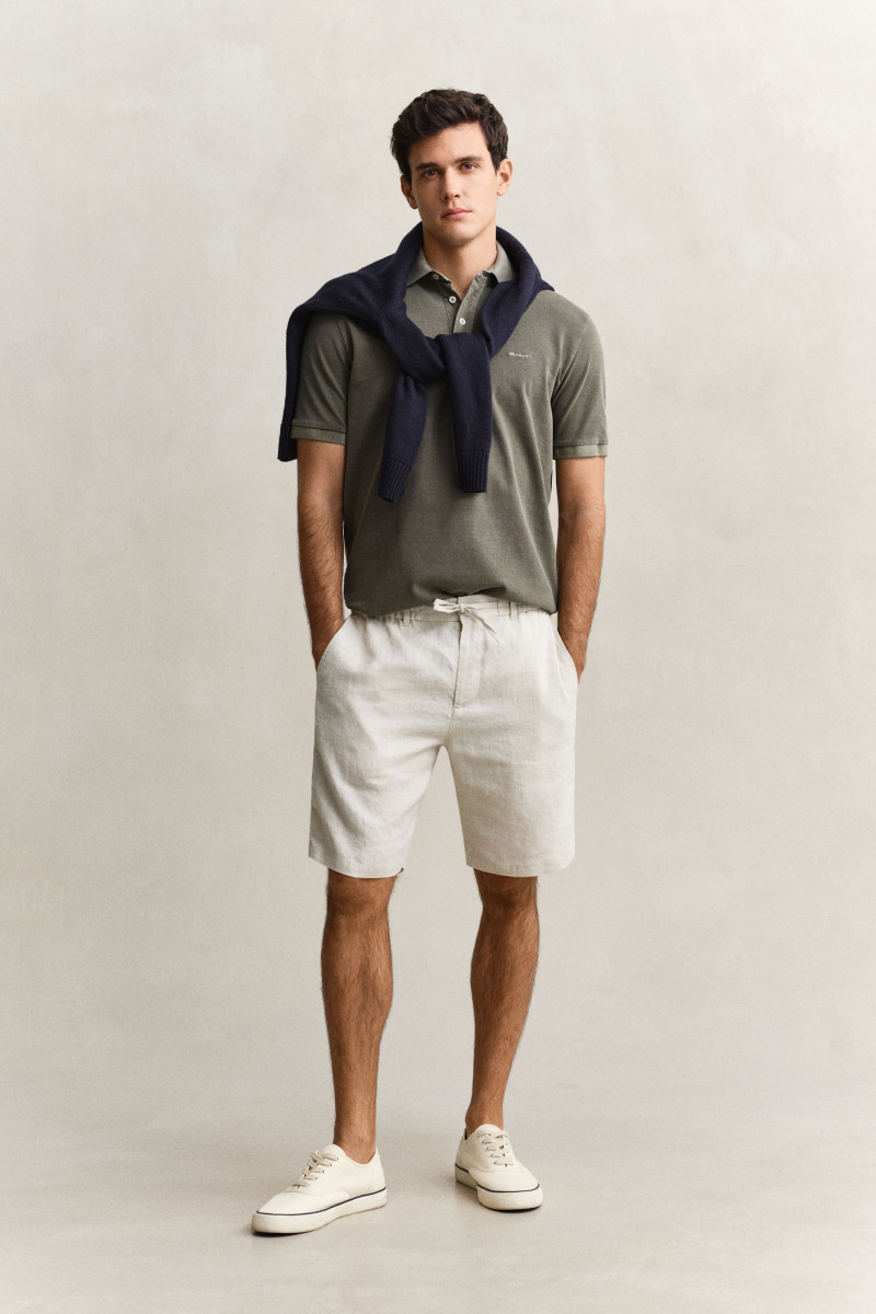 E-shop ŠORTKY GANT REG LINEN DS SHORTS SAND