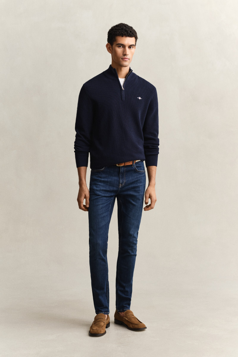 E-shop DŽÍNY GANT EXTRA SLIM ACTIVE RECOVER JEANS MID BLUE WORN IN
