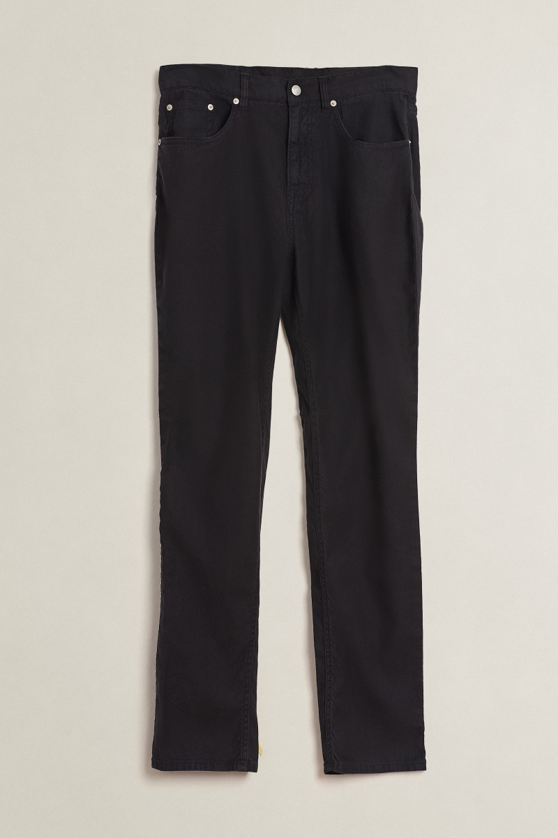E-shop DŽÍNY GANT SLIM COTTON / LINEN JEANS BLACK