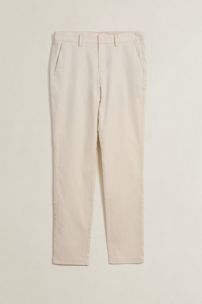 NADRÁG GANT SLIM SPORTS CHINOS - Kép 1
