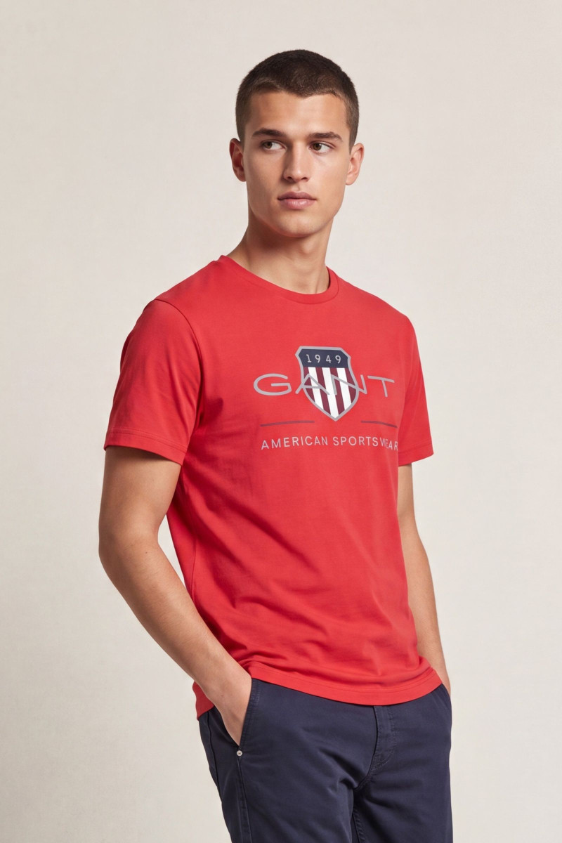TRIČKO GANT REG ARCHIVE SHIELD SS T-SHIRT ROSE RED