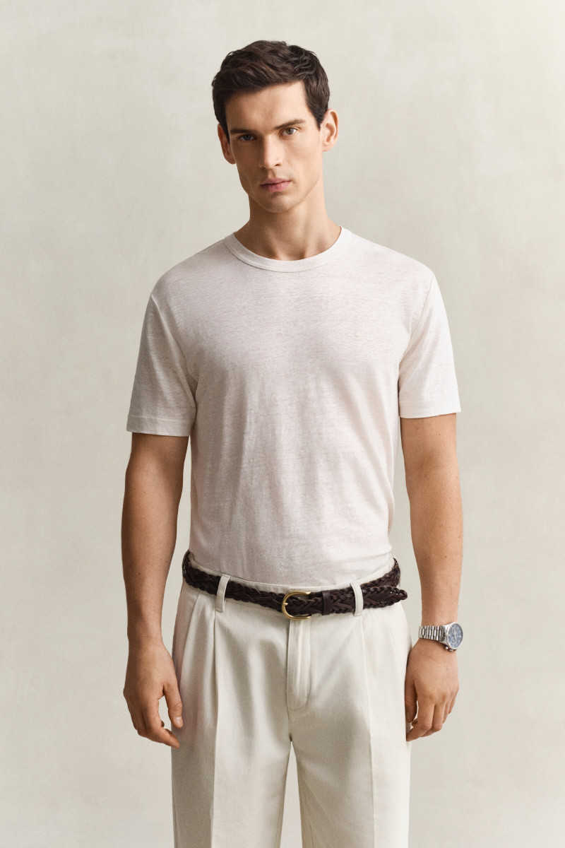 E-shop TRIČKO GANT LINEN SS T-SHIRT CREAMED WHITE