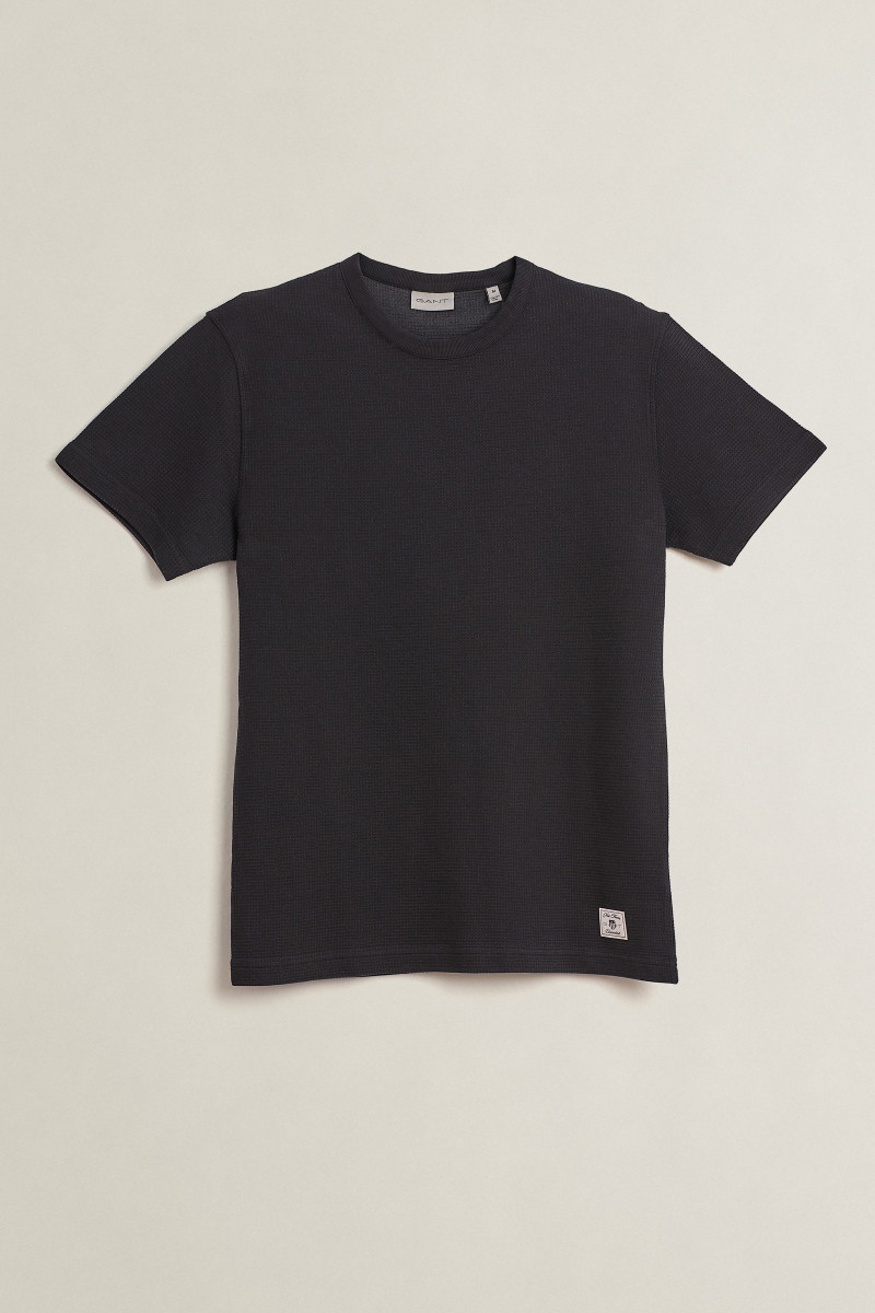 E-shop TRIČKO GANT WASHED WAFFLE SS TSHIRT BLACK
