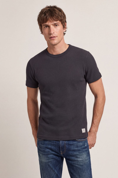 TRIČKO GANT WASHED WAFFLE SS TSHIRT - Fotografia č. 1