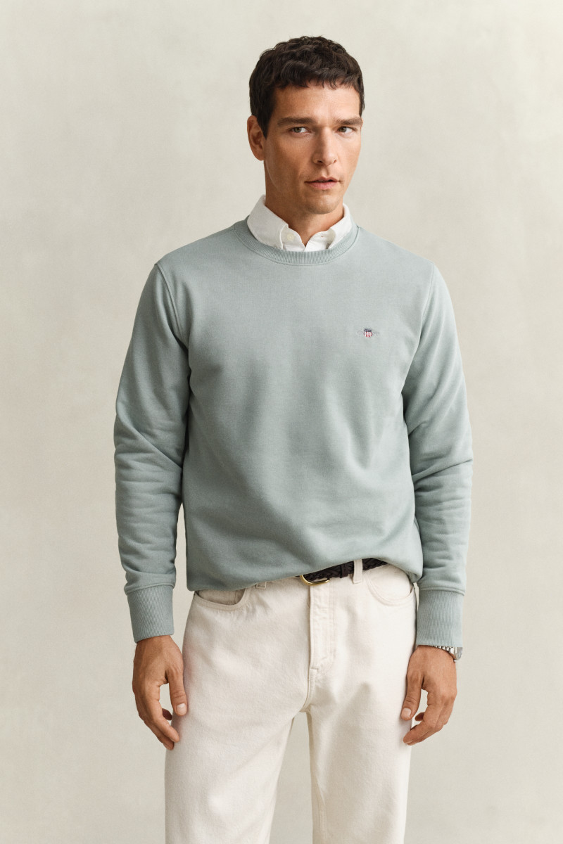 E-shop MIKINA GANT REG SHIELD C-NECK SWEAT CERAMIC GREY