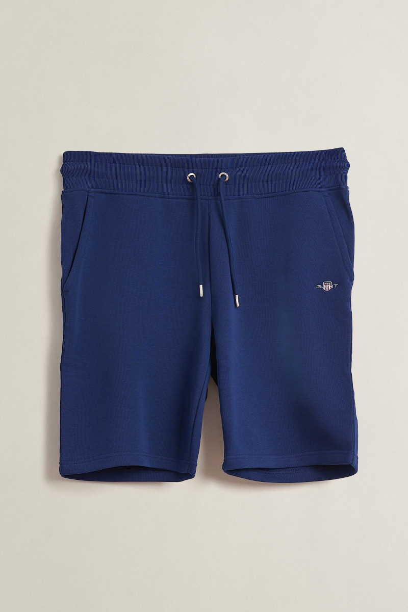 TEPLÁKOVÉ ŠORTKY GANT REG SHIELD SWEAT SHORTS RICH NAVY