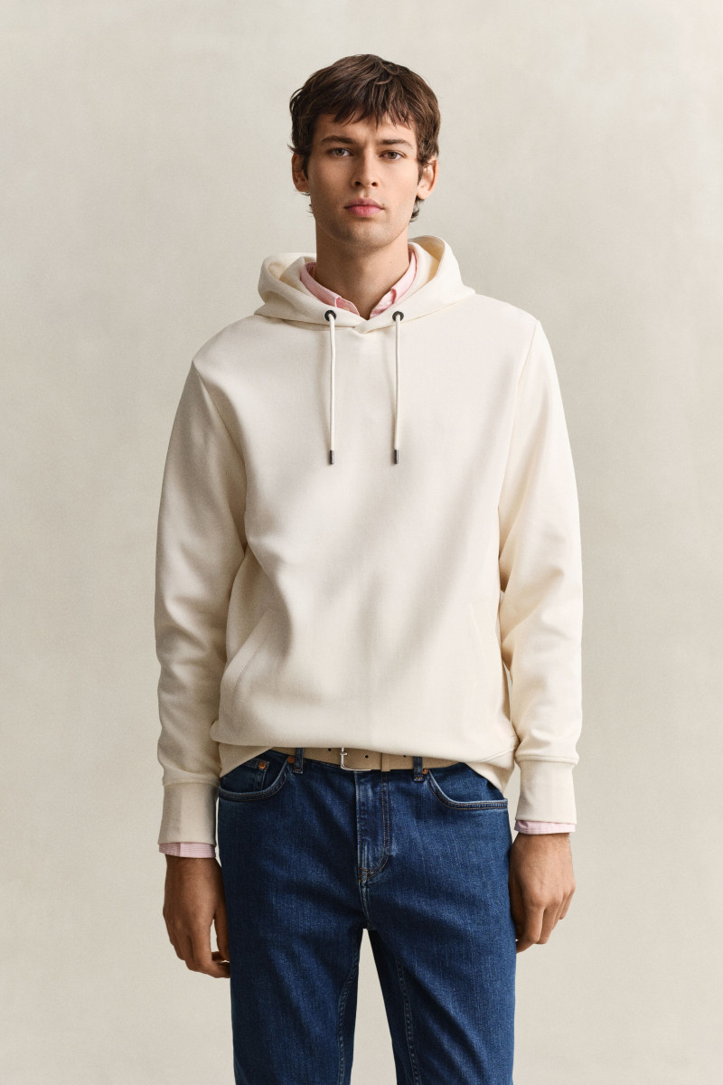 E-shop MIKINA GANT INTERLOCK HOODIE CREAMED WHITE