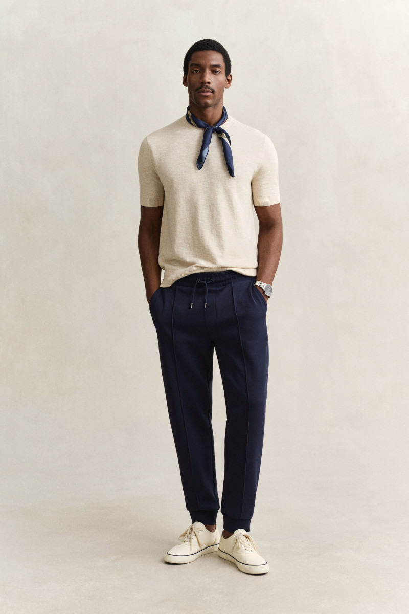 E-shop TEPLÁKY GANT INTERLOCK SWEATPANTS EVENING BLUE