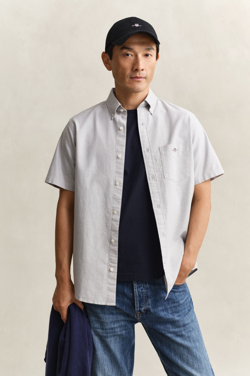E-shop KOŠILE GANT REG CLASSIC OXFORD SS SHIRT LIGHT PUTTY