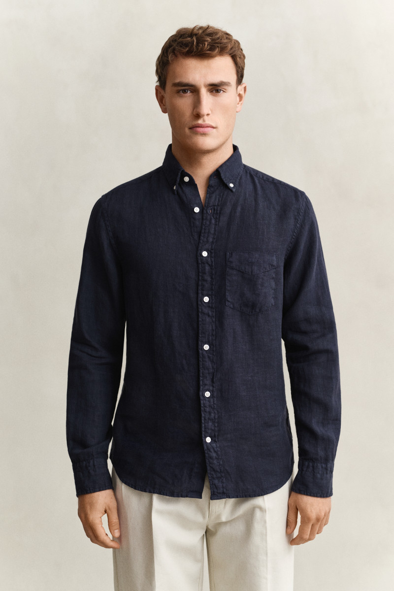 KOŠILE GANT REG GMNT DYED LINEN SHIRT EVENING BLUE