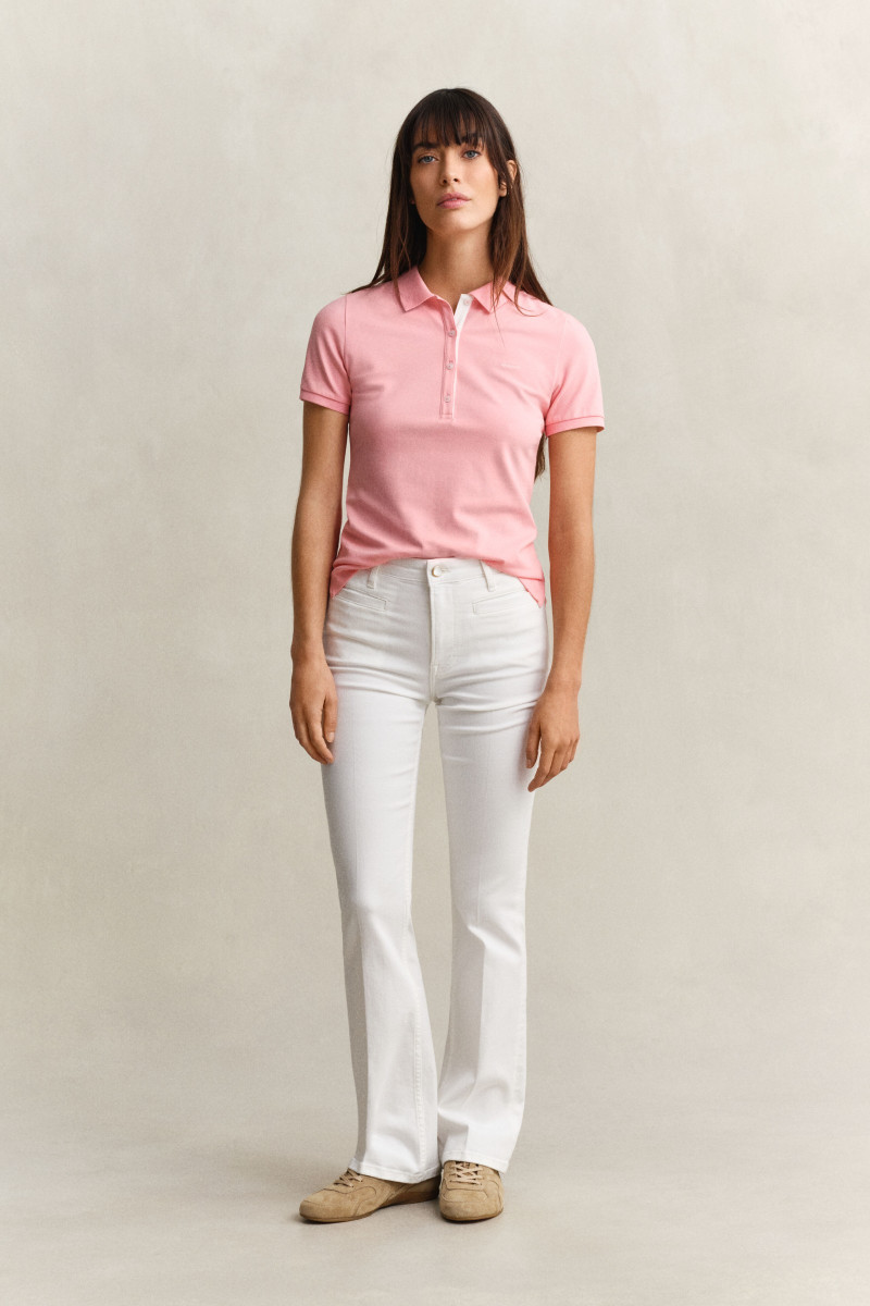 E-shop DŽÍNY GANT SLIM FLARE MONOGRAM JEANS EGGSHELL