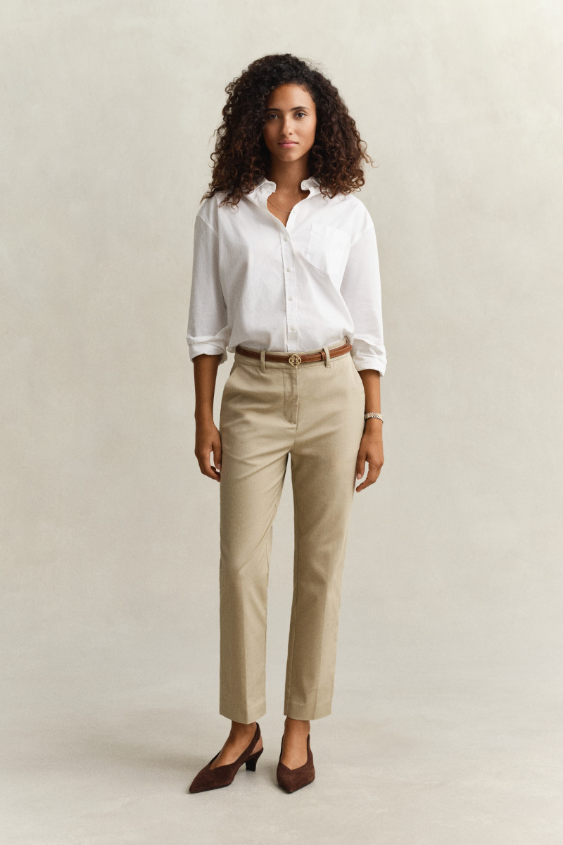 E-shop KALHOTY GANT SLIM SLACK OAT BEIGE