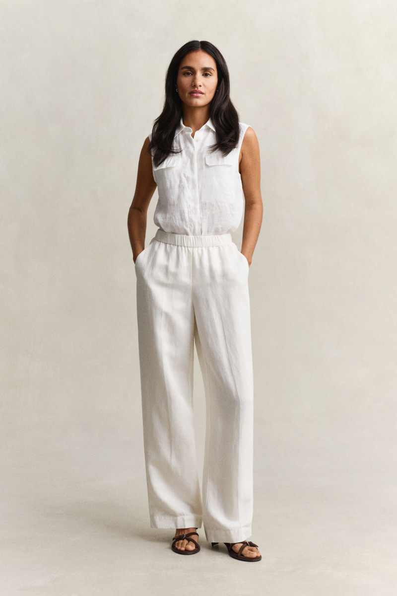 E-shop KALHOTY GANT LINEN BLEND PULL ON PANTS EGGSHELL