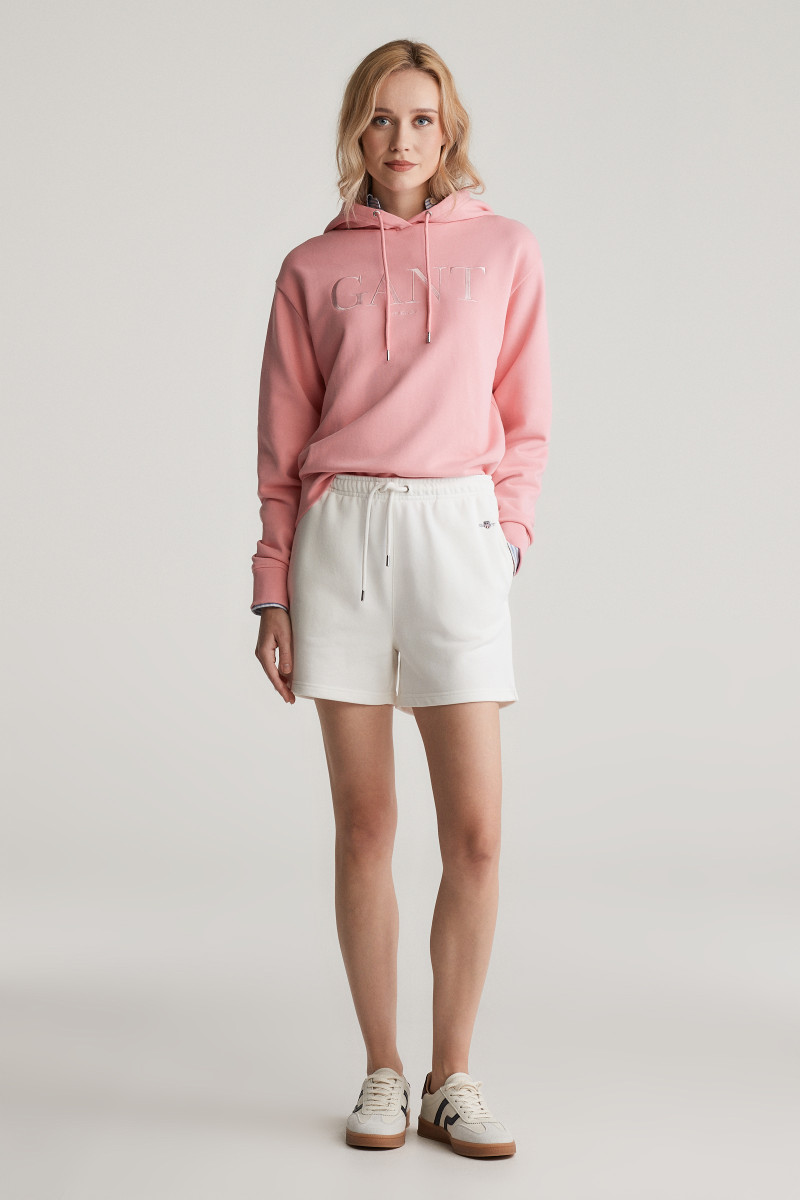 E-shop TEPLÁKOVÉ ŠORTKY GANT REG SHIELD SHORTS EGGSHELL