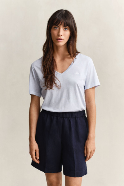 TRIČKO GANT REG WASHED SHIELD V-NECK T-SHIRT - Fotografia č. 1