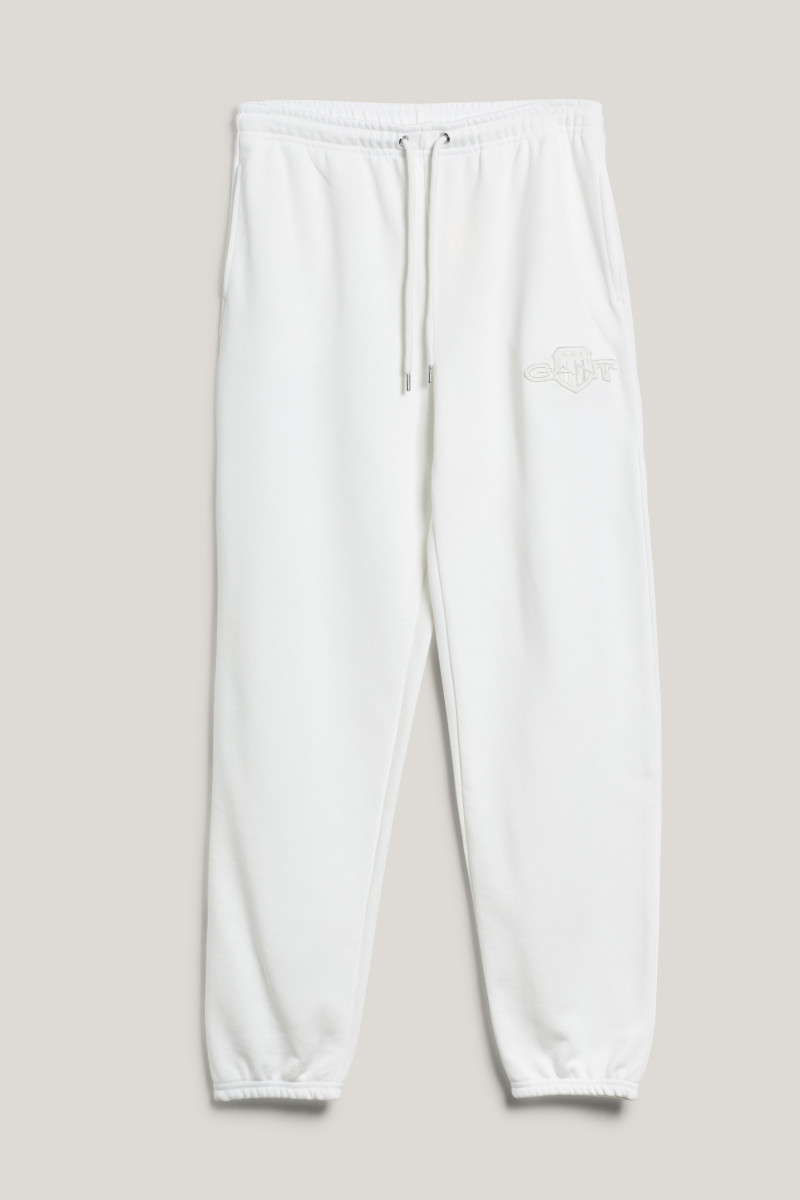 E-shop TEPLÁKY GANT REG TONAL SHIELD SWEATPANTS EGGSHELL