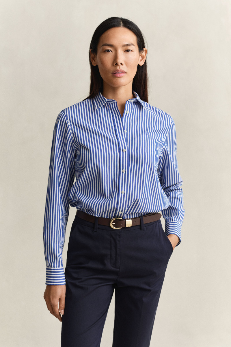 E-shop KOŠILE GANT REG CLASSIC POPLIN STRIPED SHIRT ROYAL BLUE