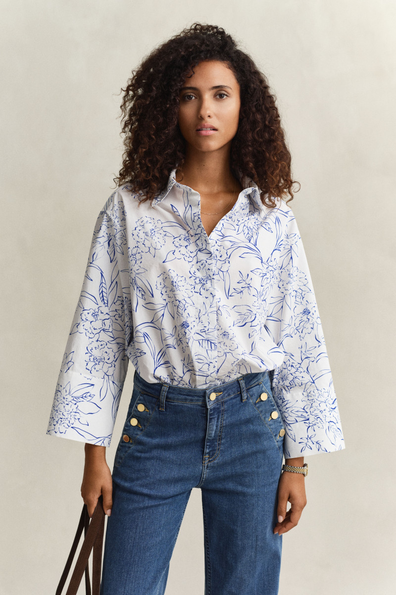 E-shop KOŠILE GANT REL FLORAL PRINT POPLIN SHIRT WHITE