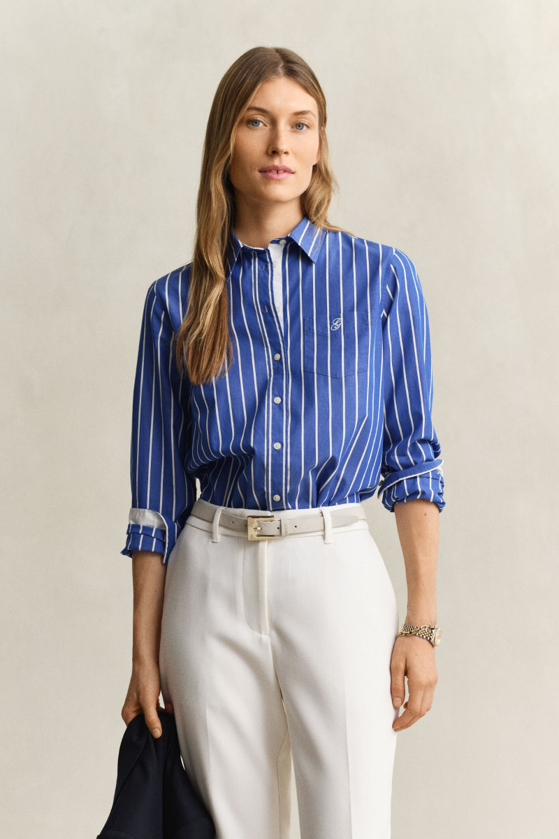 E-shop KOŠILE GANT REG CLASSIC POPLIN STRIPE SHIRT ROYAL BLUE