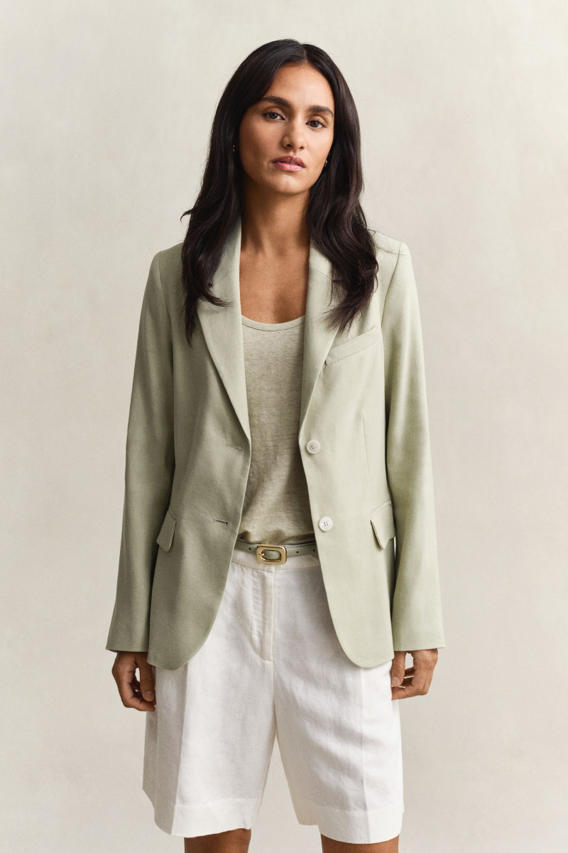 E-shop SAKO GANT SLIM LINEN STRETCH BLAZER COUNTRY BEIGE