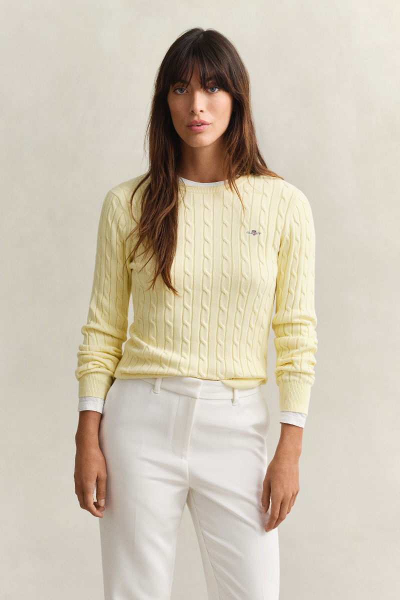 SVETR GANT STRETCH COTTON CABLE C-NECK VANILLA YELLOW