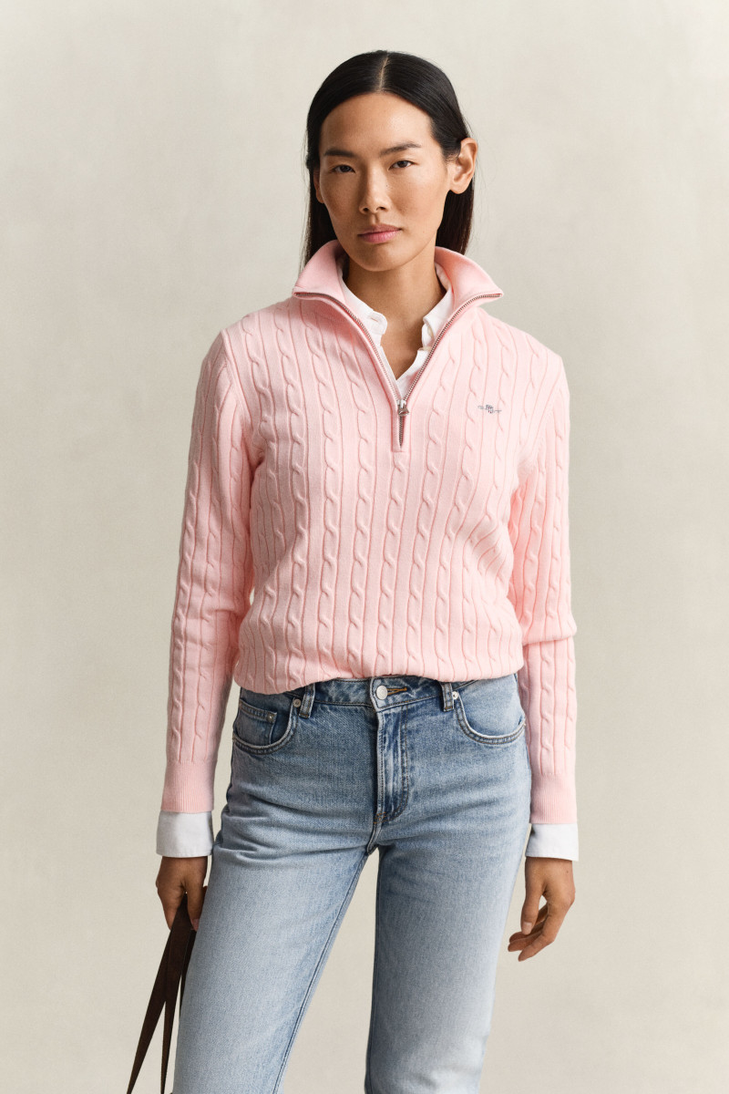 E-shop SVETR GANT STRETCH COTTON CABLE HALF-ZIP APRICOT PINK