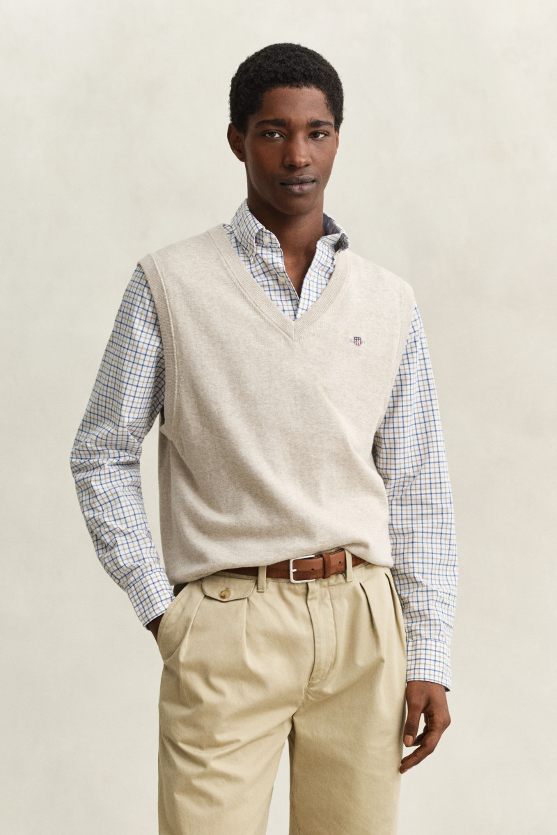 E-shop VESTA GANT CLASSIC COTTON VEST OAT MELANGE