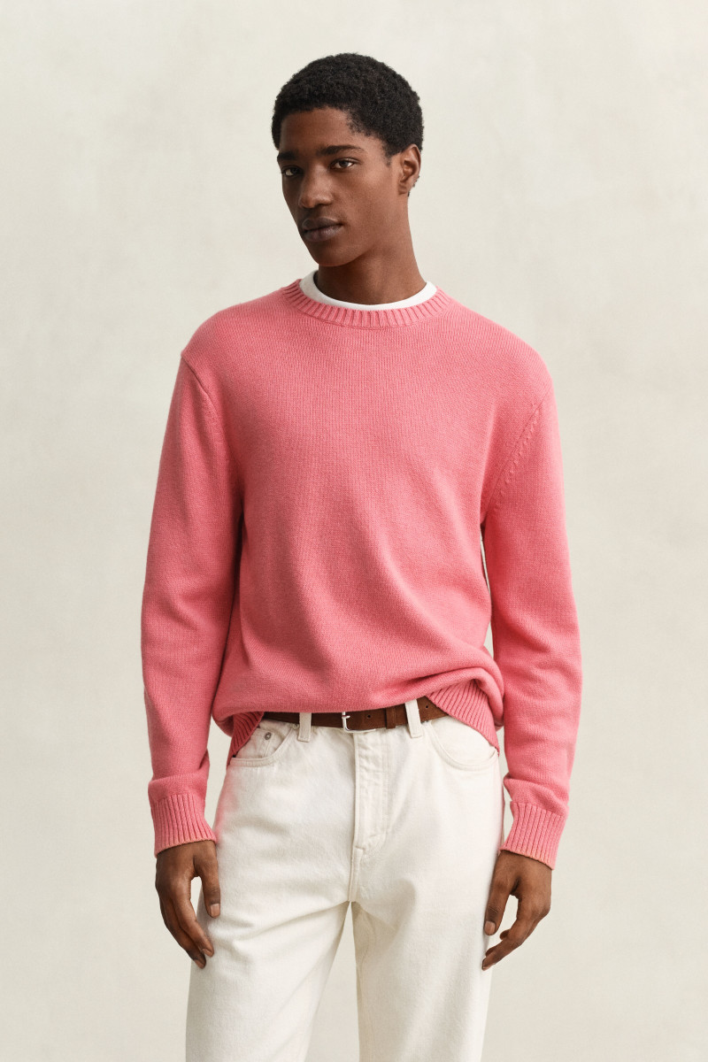 E-shop SVETR GANT COTTON BLEND C-NECK ROSE PINK
