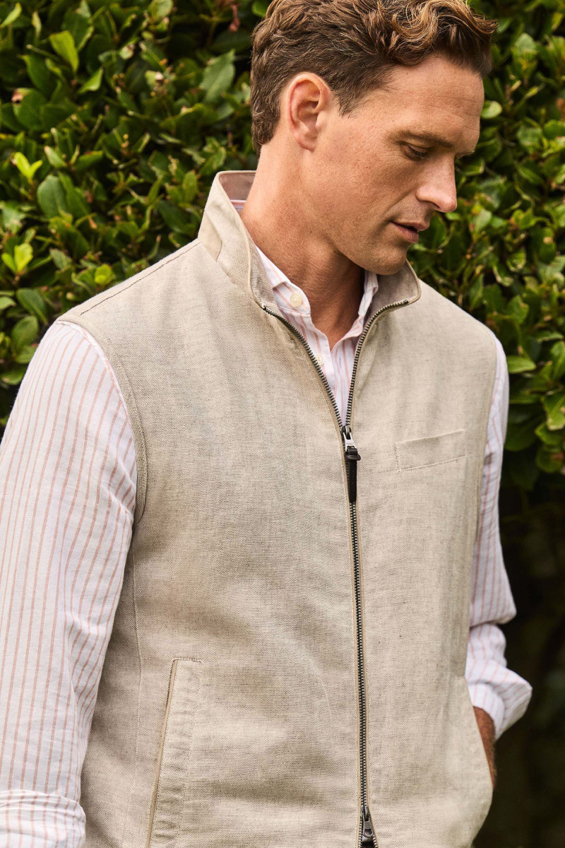 Vesta Hackett London Textured Gilet Stone Beige
