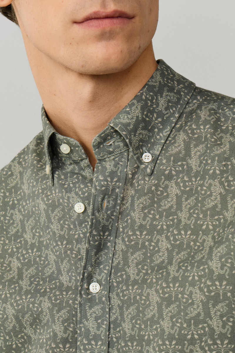 Košeľa Hackett London Tiger Print Sage Green
